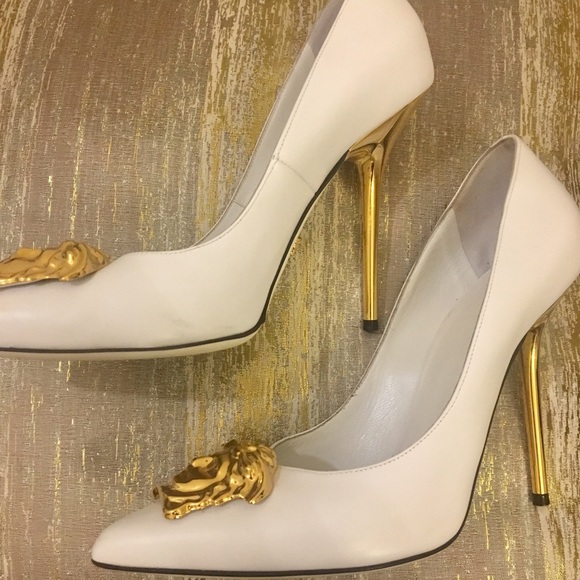 Versace White & Gold Palazzo Pumps - Picture 2 of 8